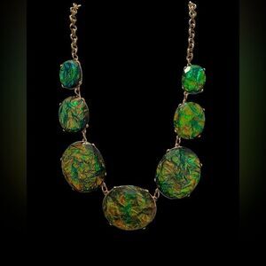 N807 STUNNING GREEN STATEMENT NECKLACE‎